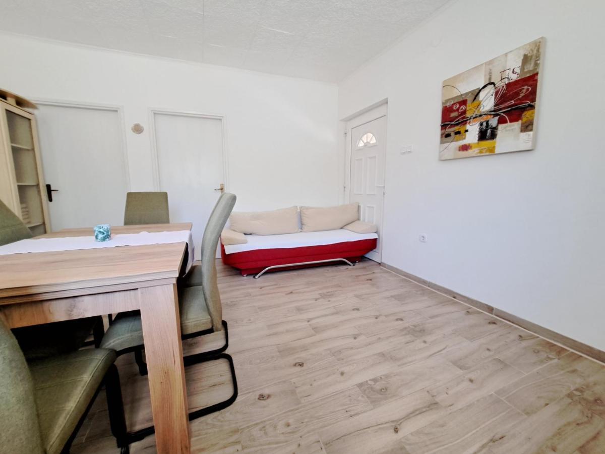 Apartmani Postonjski Privlaka  Exterior photo